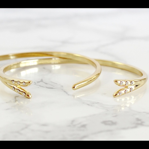 MICHELLE CAMPBELL gold talon bracelet set - Picture 12 of 13